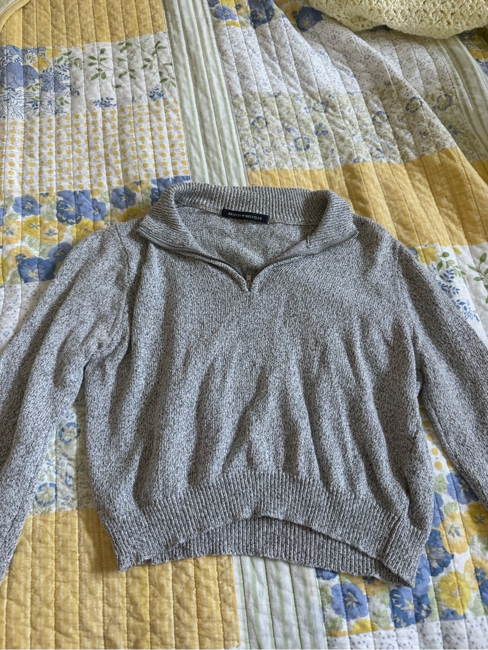 Brandy Melville Grey Cropped Sweater